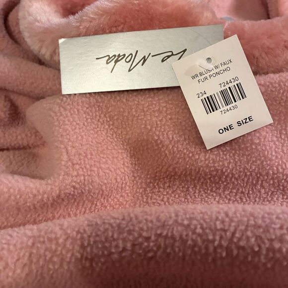 Le Moda Women’s One-Size Pink Blush Cape Poncho. Faux Fur Around Neck.  NWT - Picture 10 of 11